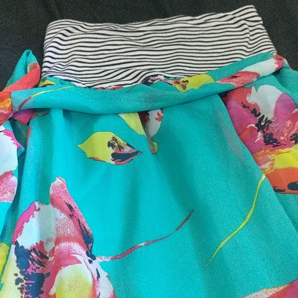 Maxi dress by xhilaration - Picture 2 of 3